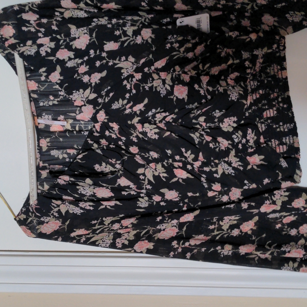 Beautiful brand new Free people blouse